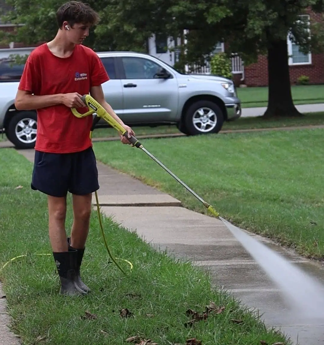 Pressure Washing by Elite Exteriors in Floyds Knobs & Southern Indiana